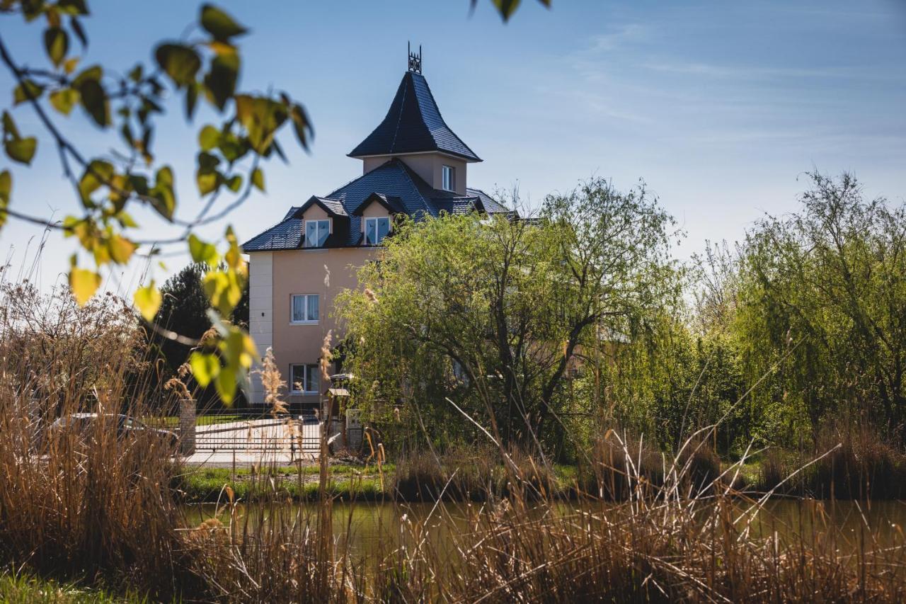 Hotel Navigator Palić Exterior foto
