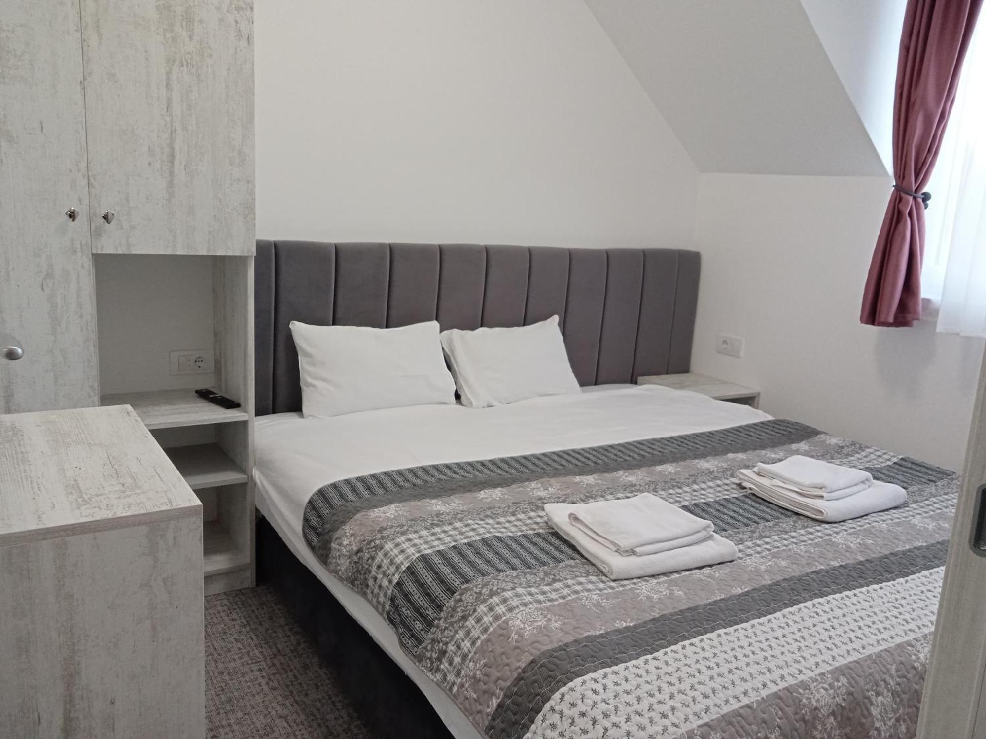 Hotel Navigator Palić Zimmer foto